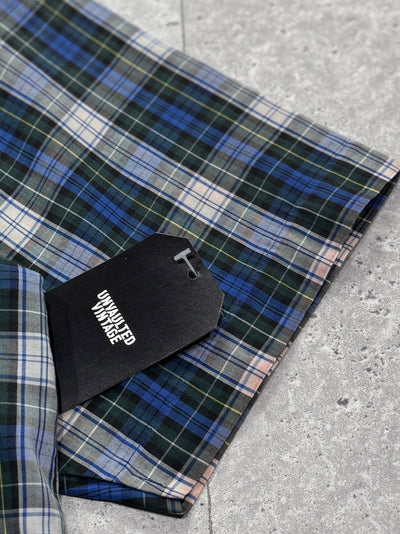 Vintage 2000s Plaid Button Up Shirt (L)