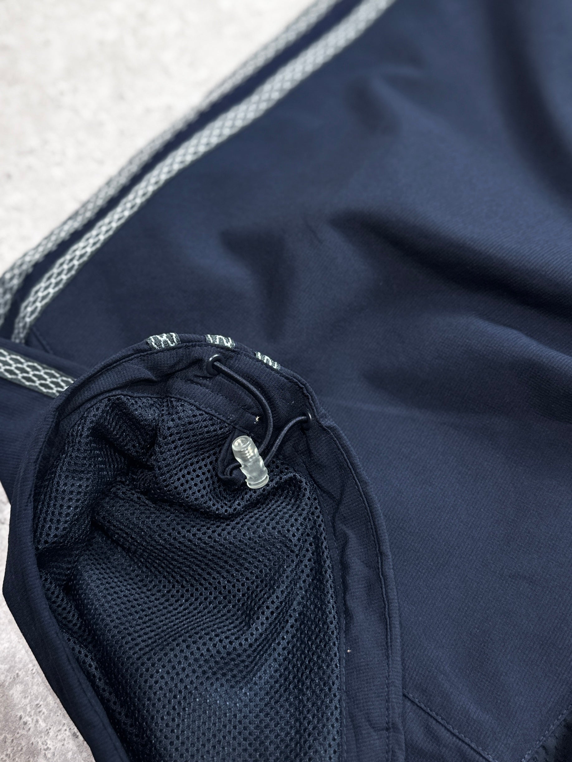 Vintage 2000s Adidas Adjustable 3/4 Track Shorts (L)