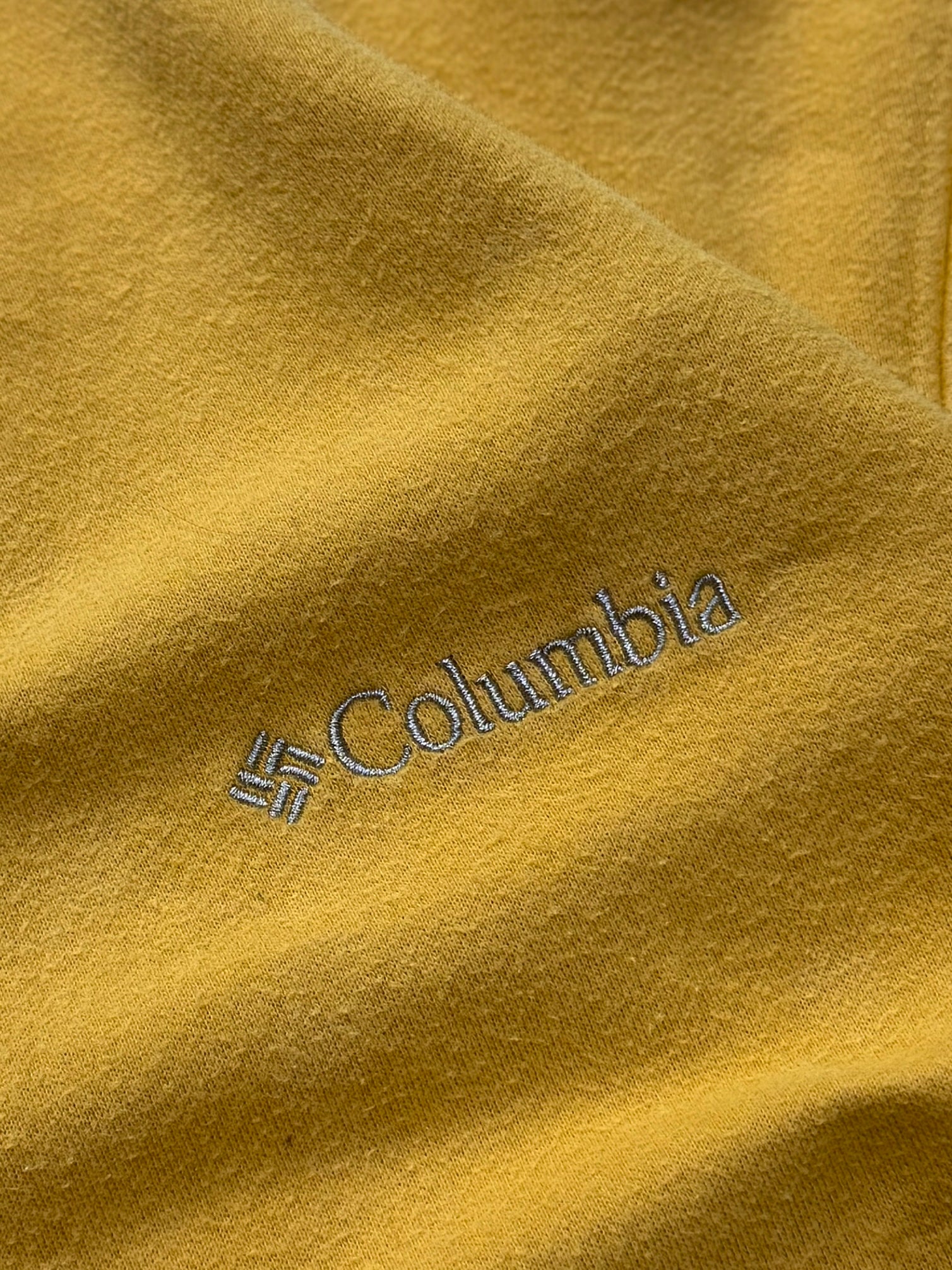 Vintage 2000s Columbia Embroidered Sweater (XL)