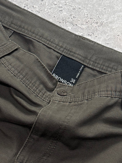 Vintage 2000s Cargo Shorts (34”)