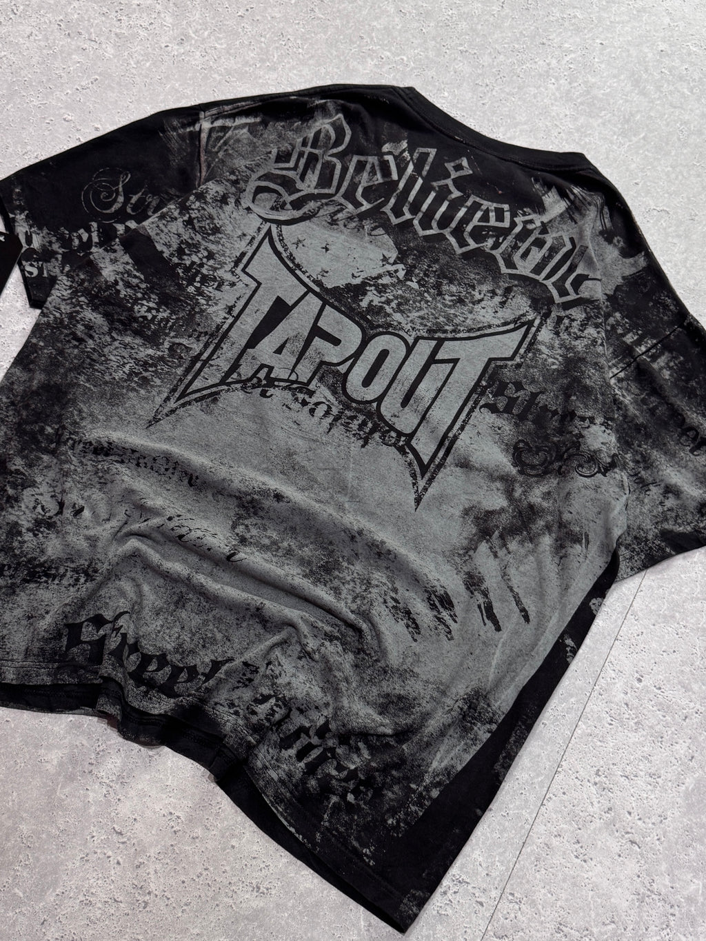 Vintage Y2K Tapout Affliction Tee (XL)