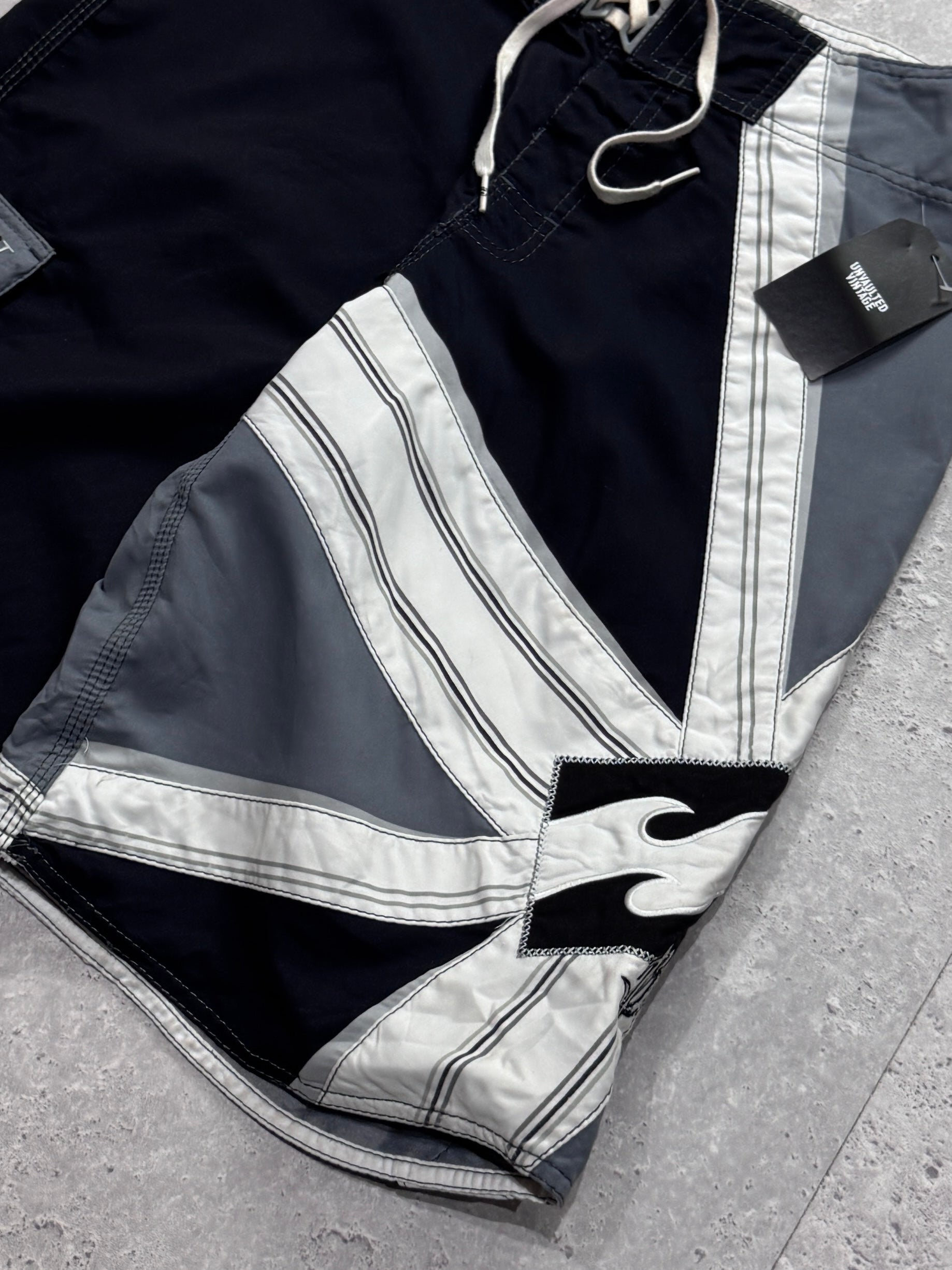 Vintage 2000s Billabong “Andy Irons” Boardshorts (32”)