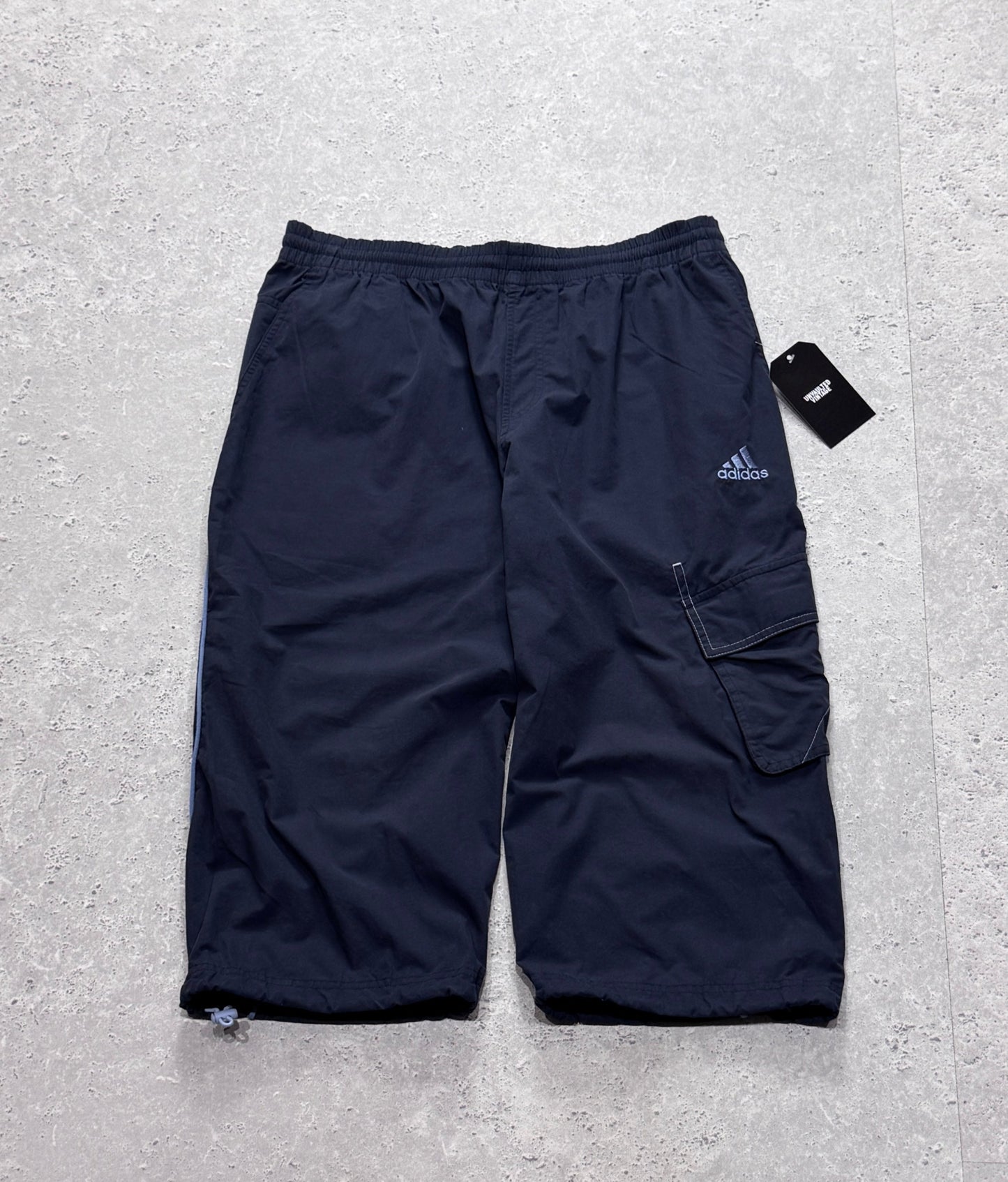 Vintage 2000s Adidas Adjustable 3/4 Cargo Shorts (30”)