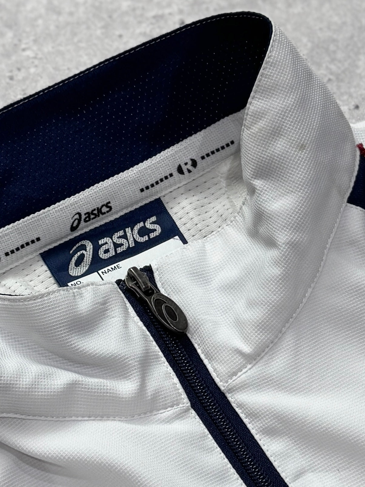 Vintage 2000s ASICS Windbreaker Jacket (XL)