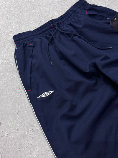 Vintage 2000s Umbro Adjustable 3/4 Track Shorts (M)