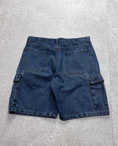 Vintage Wrangler Denim Cargo Shorts (32”)