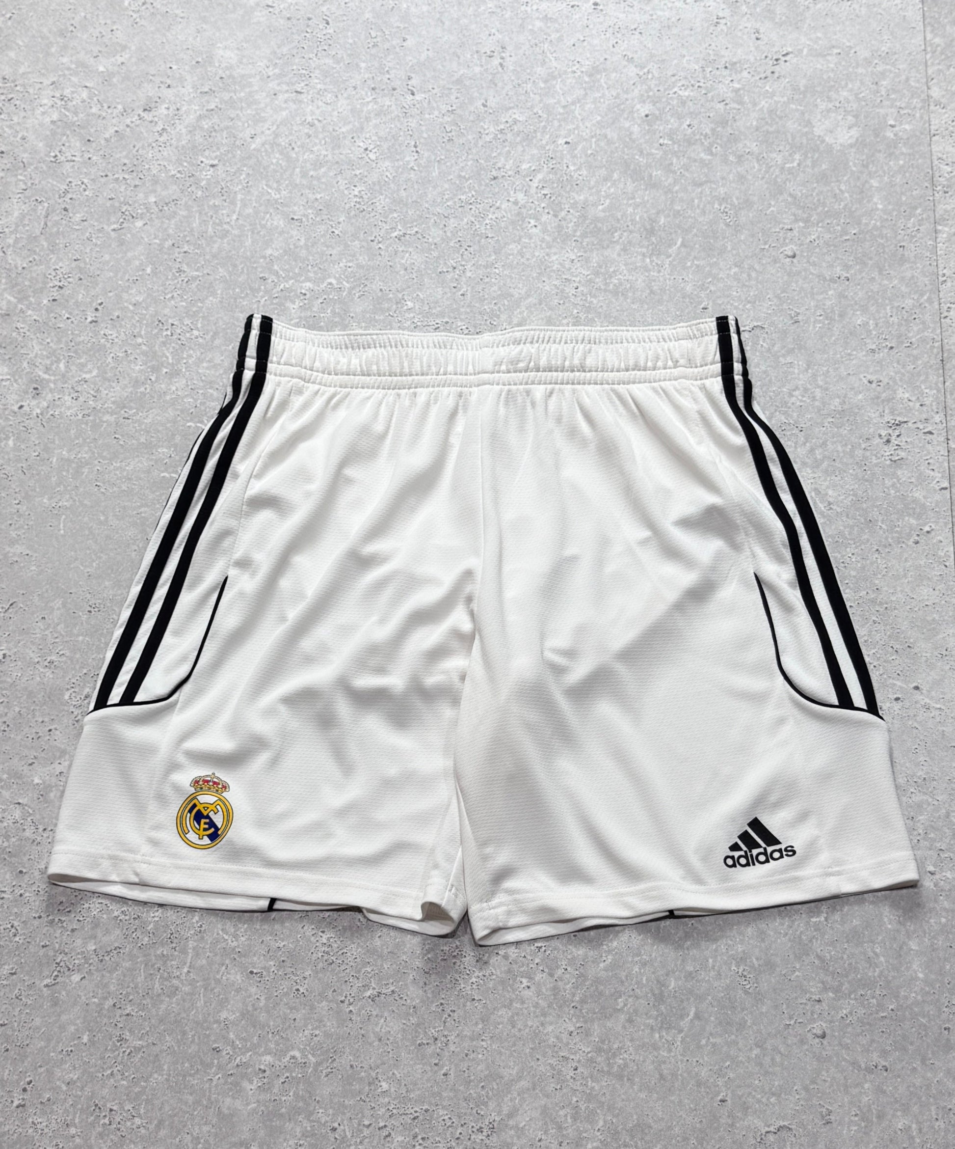 Vintage 2000s Adidas X Real Madrid Football Shorts (S)