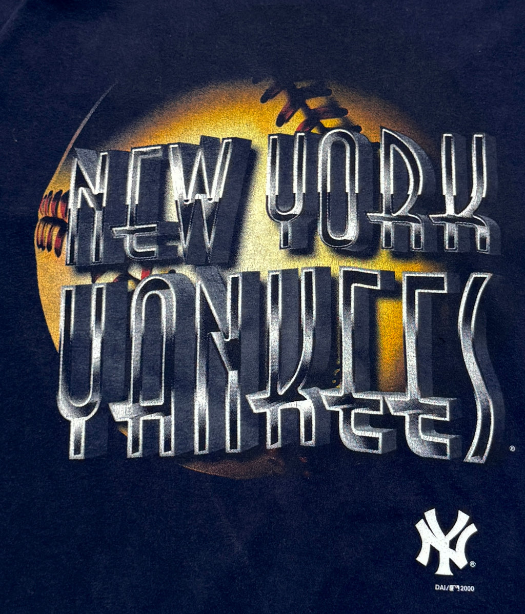 Vintage 2000 New York Yankees MLB Tee (XL)