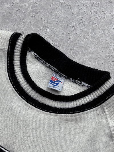 Vintage 90s Atlanta Falcons Embroidered NFL Sweater (L)