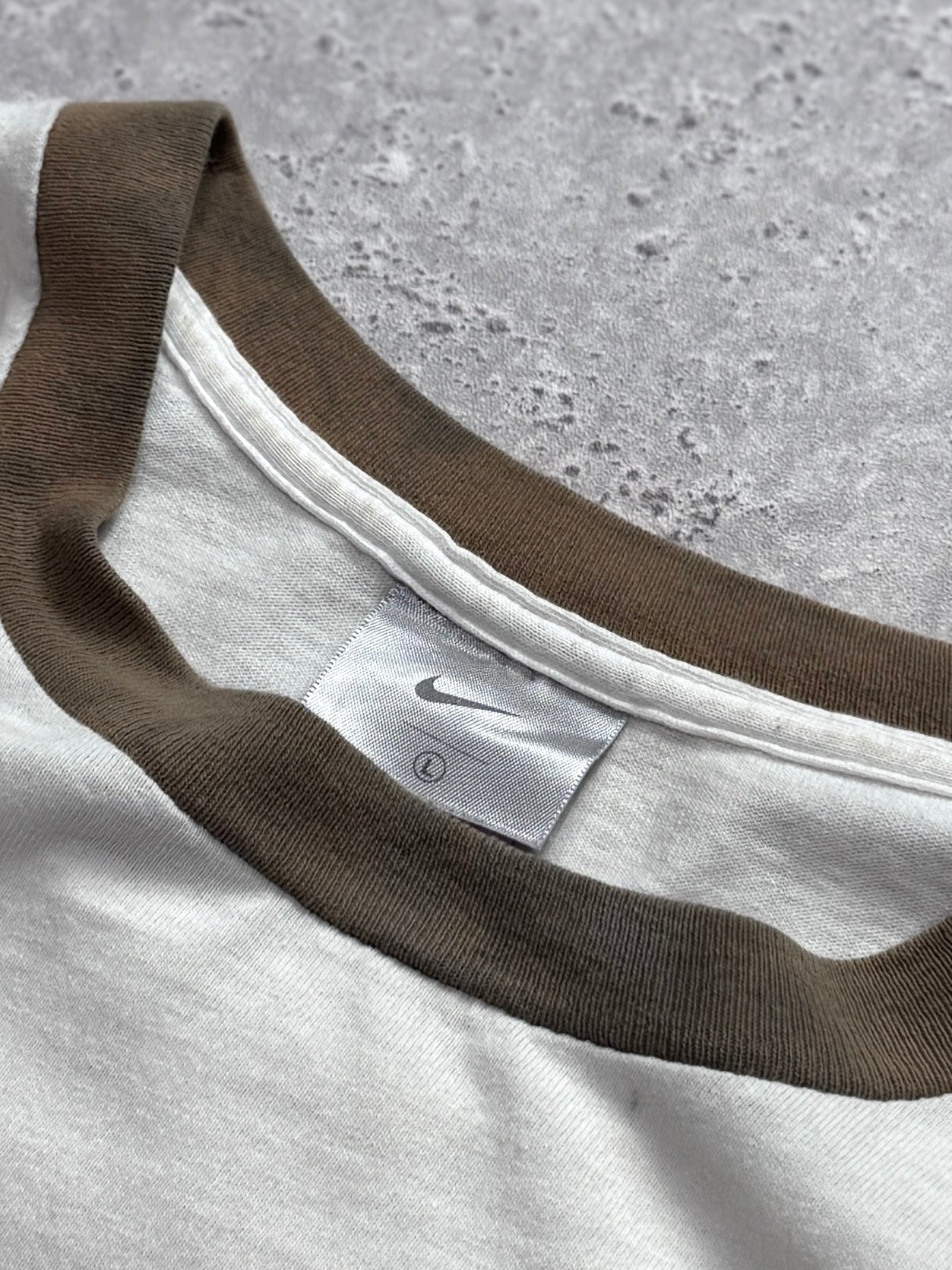 Vintage 2000s Nike Ringer Tee (L)