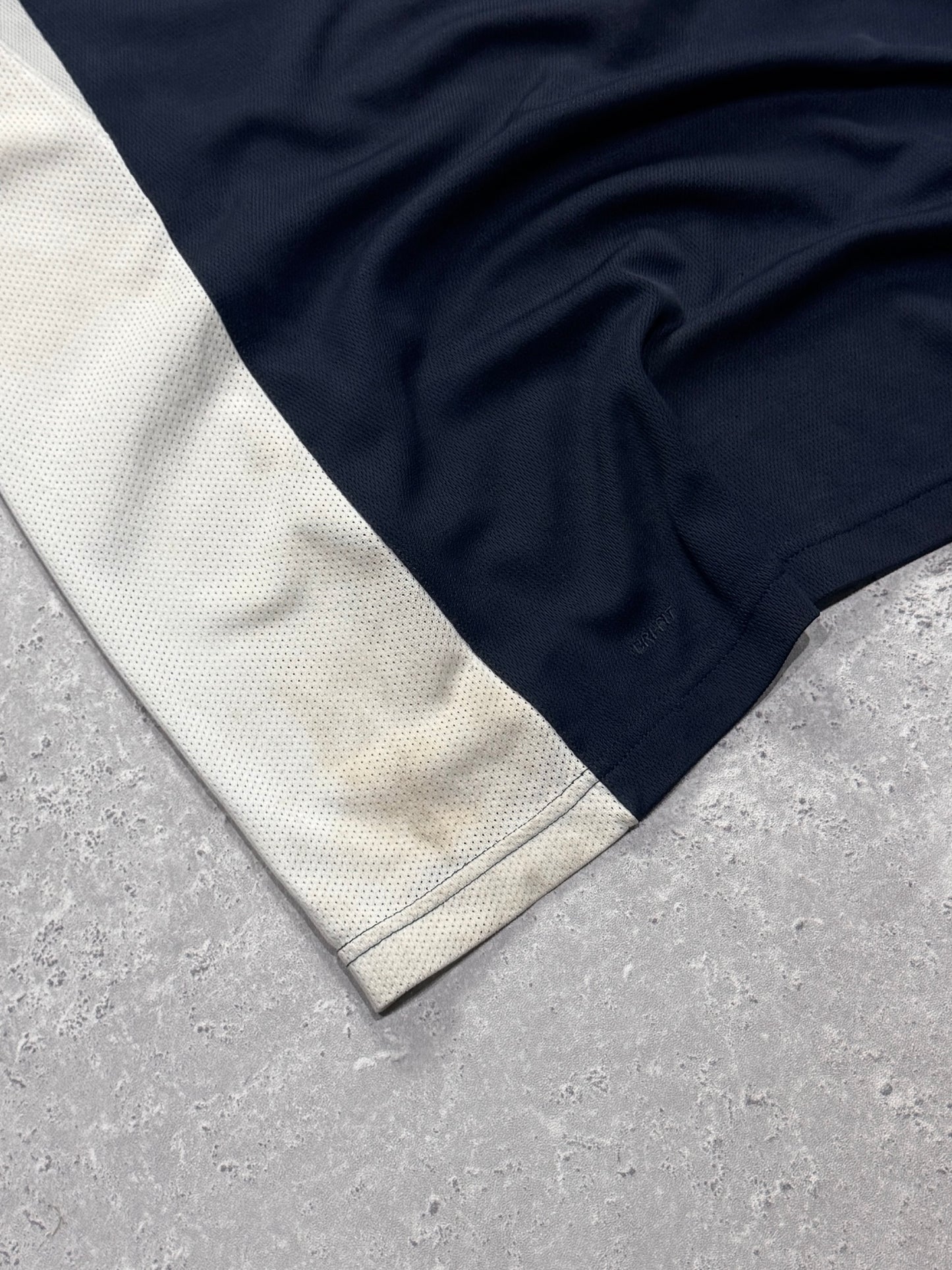 Vintage 2000s Nike Essential Training Tee (L)