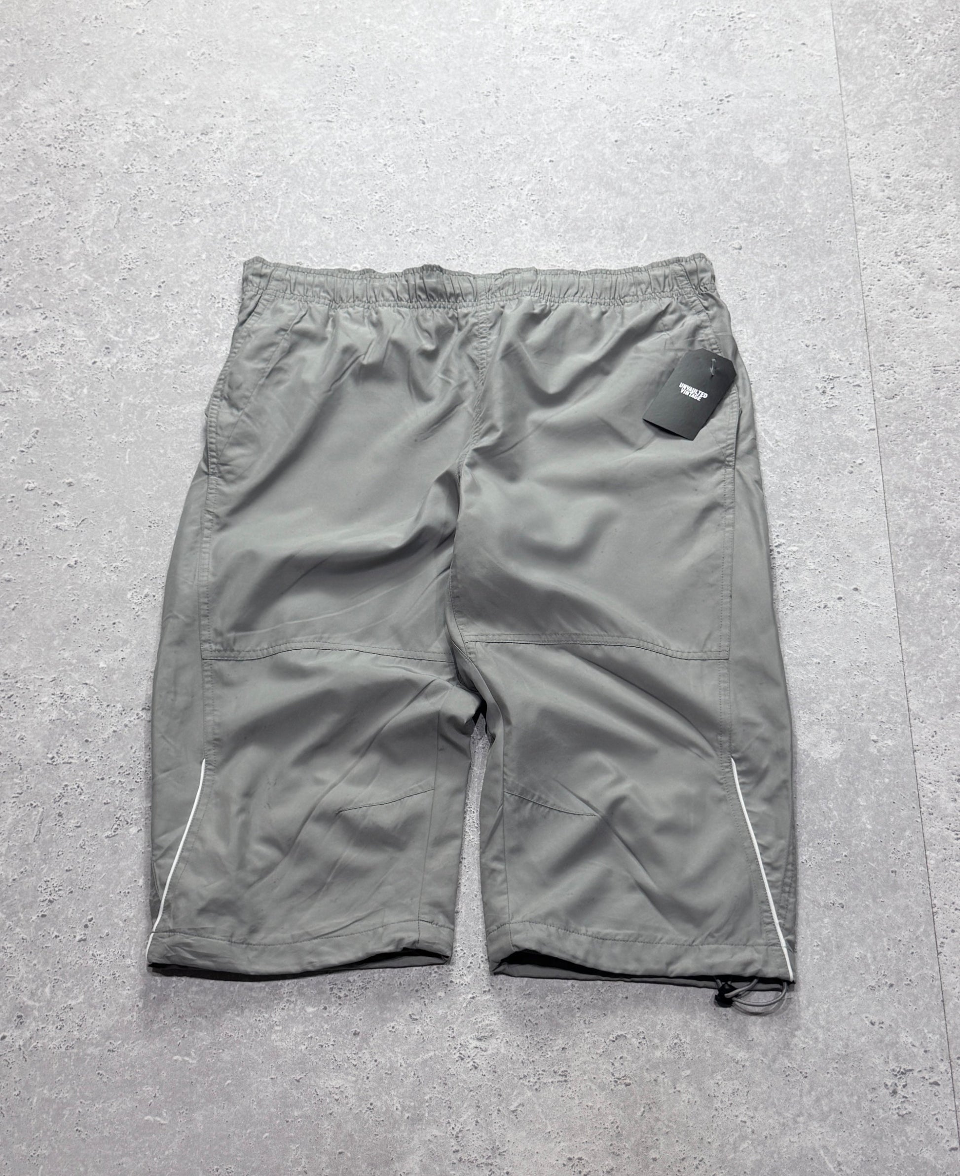 Vintage 2000s Nike Adjustable 3/4 Track Shorts (XL)