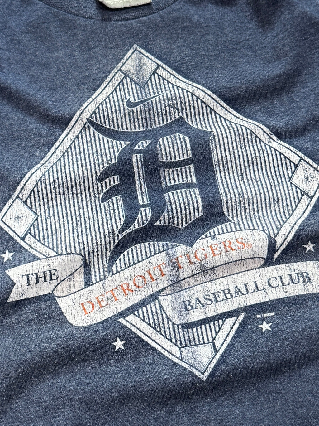 Vintage 2000s Nike X Detroit Tigers MLB Tee (L)