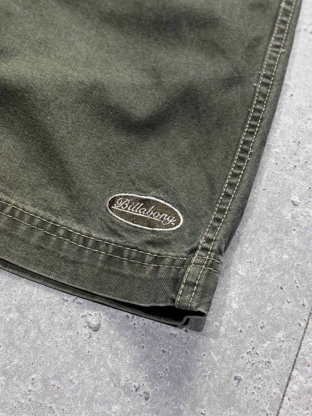 Vintage 90s Billabong Shorts (32")