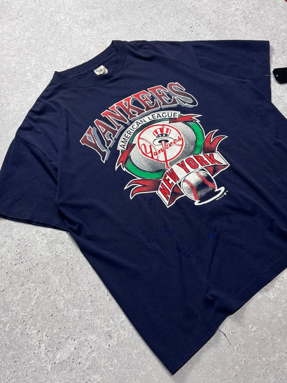 Vintage 90s New York Yankees MLB Tee (XL)