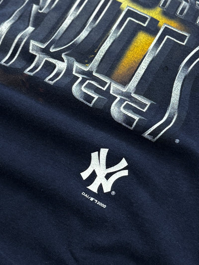 Vintage 90s New York Yankees MLB Tee (XL)