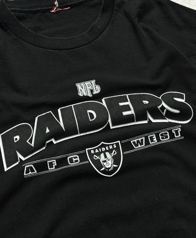 Vintage 2000s Oakland Raiders NFL Tee (XL)