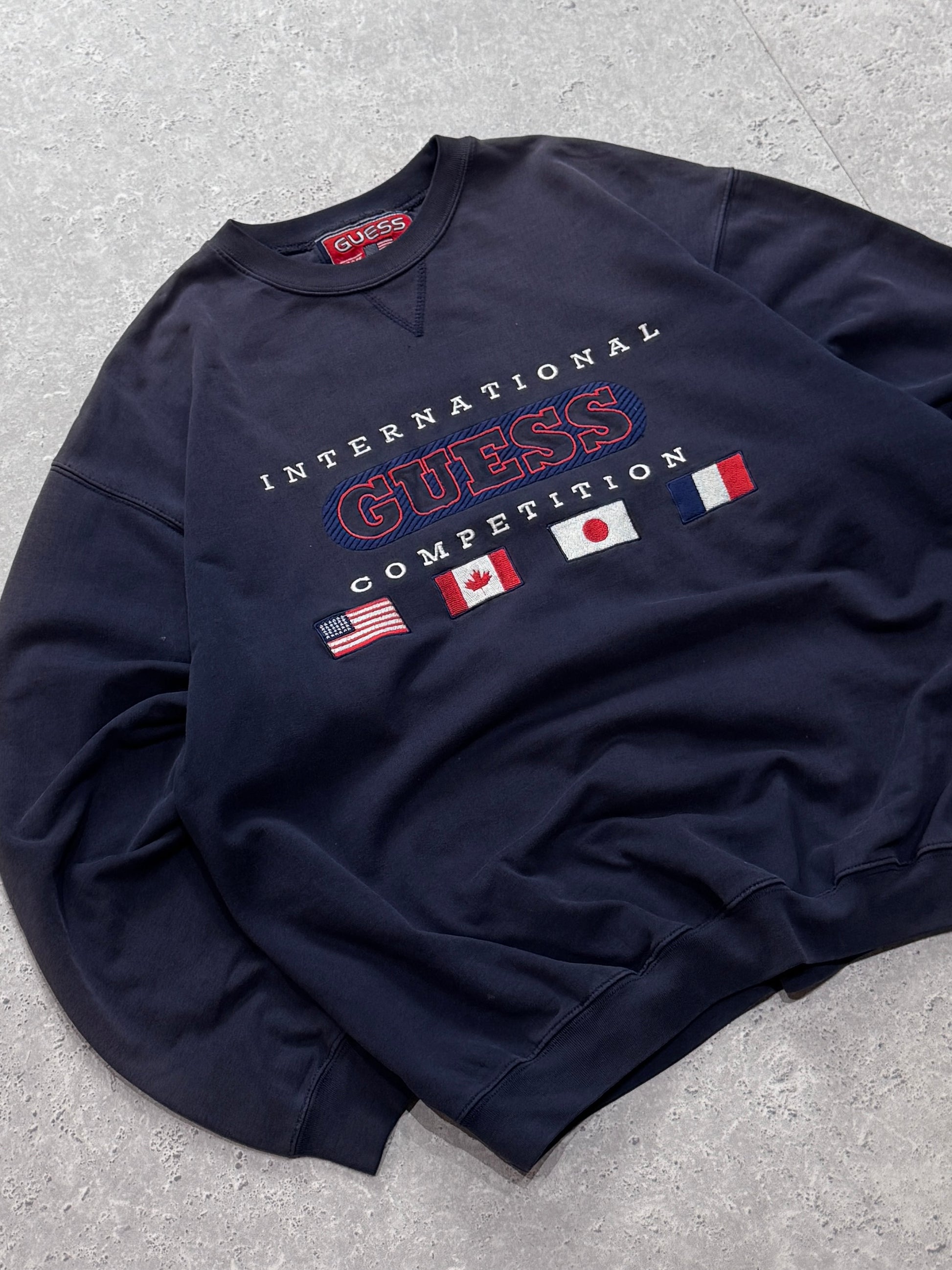 Vintage 90s Guess International Embroidered Sweater (L)