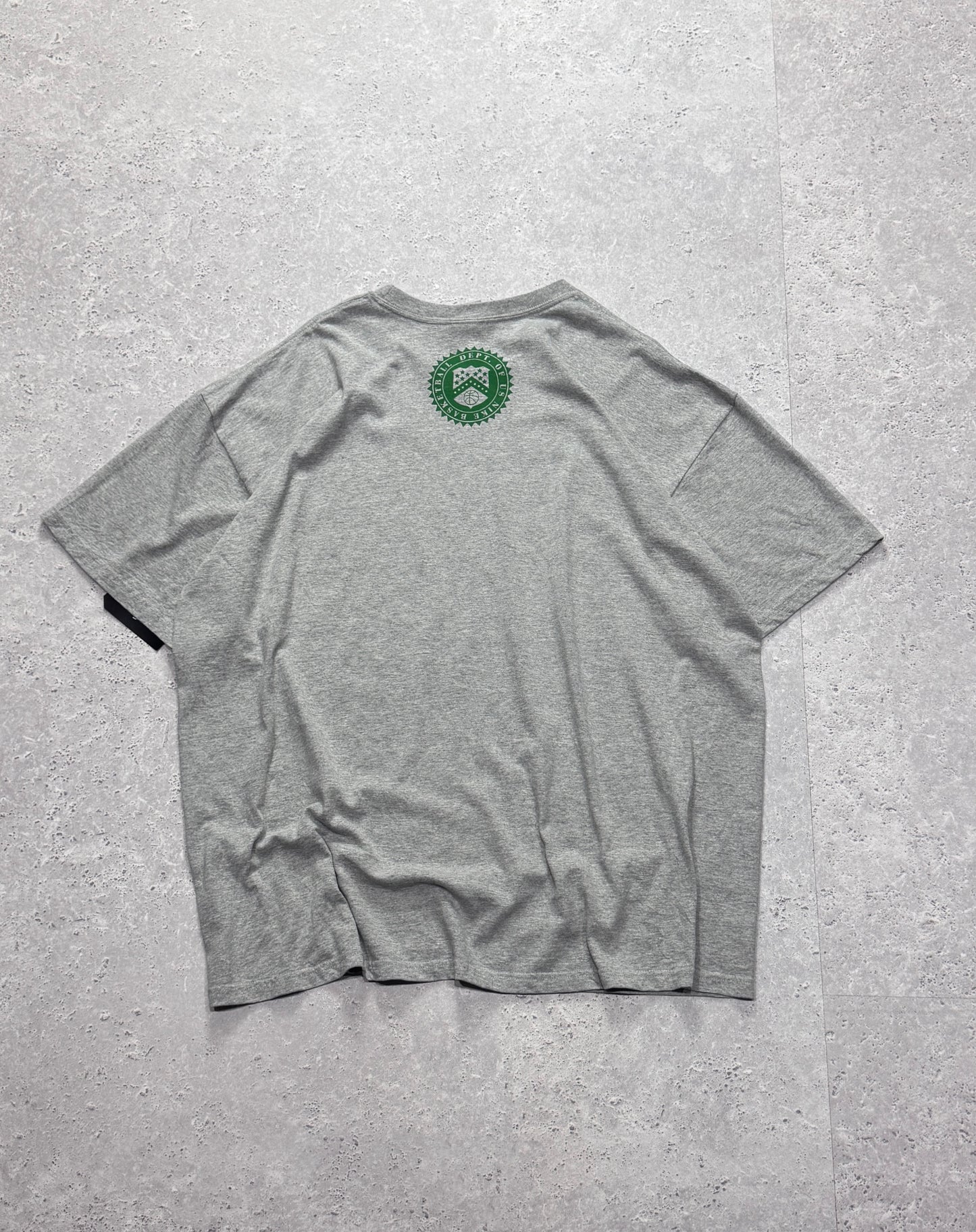Vintage 2000s Nike Basketball Tee (2XL)