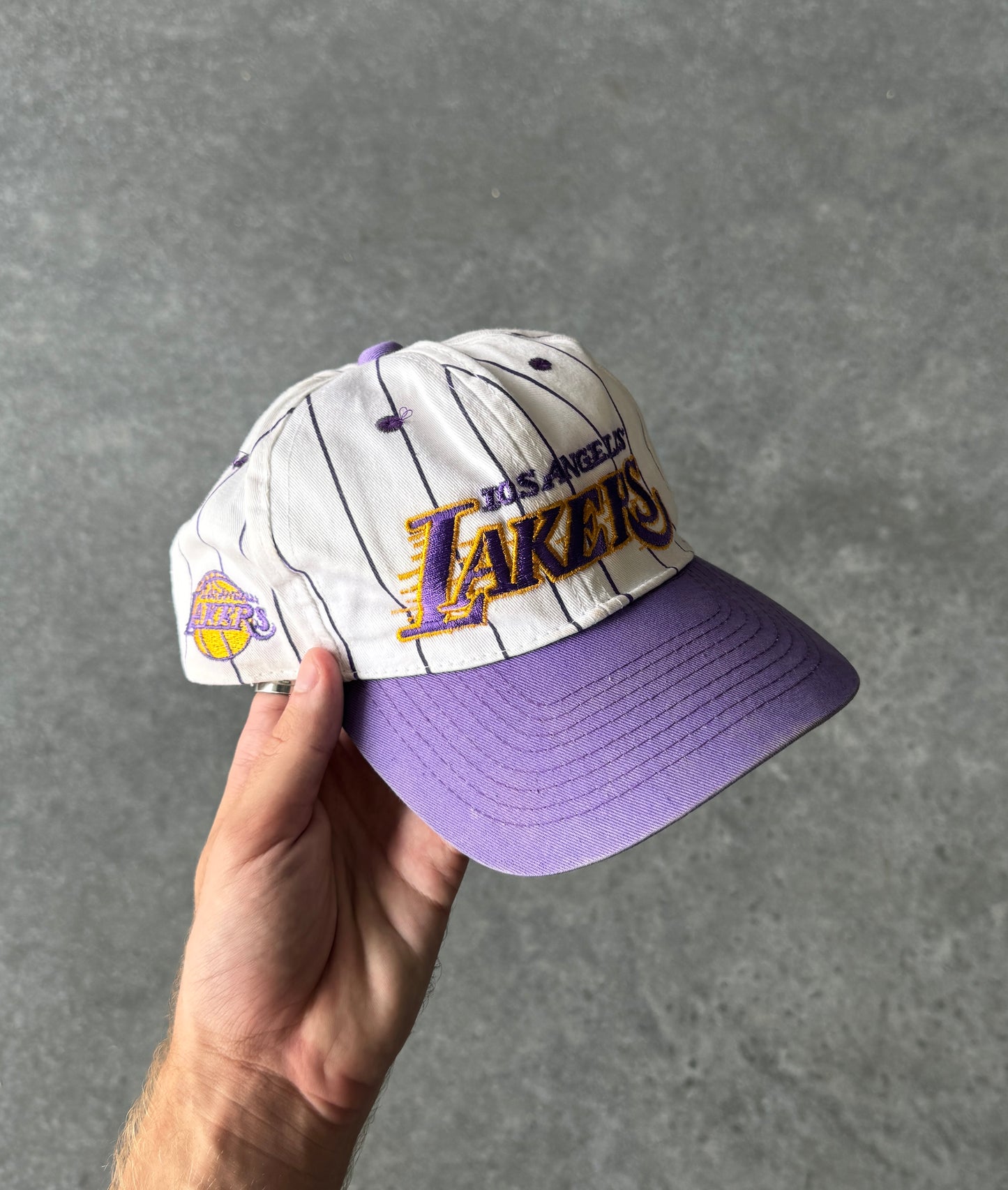 Vintage 90s Los Angeles Lakers Striped Cap (OSFA)