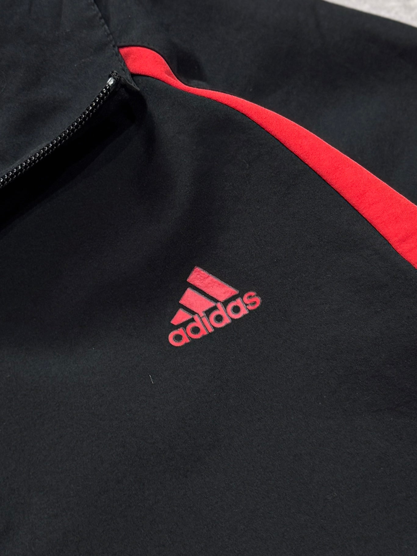Vintage 2000s Adidas Windbreaker Jacket (L)