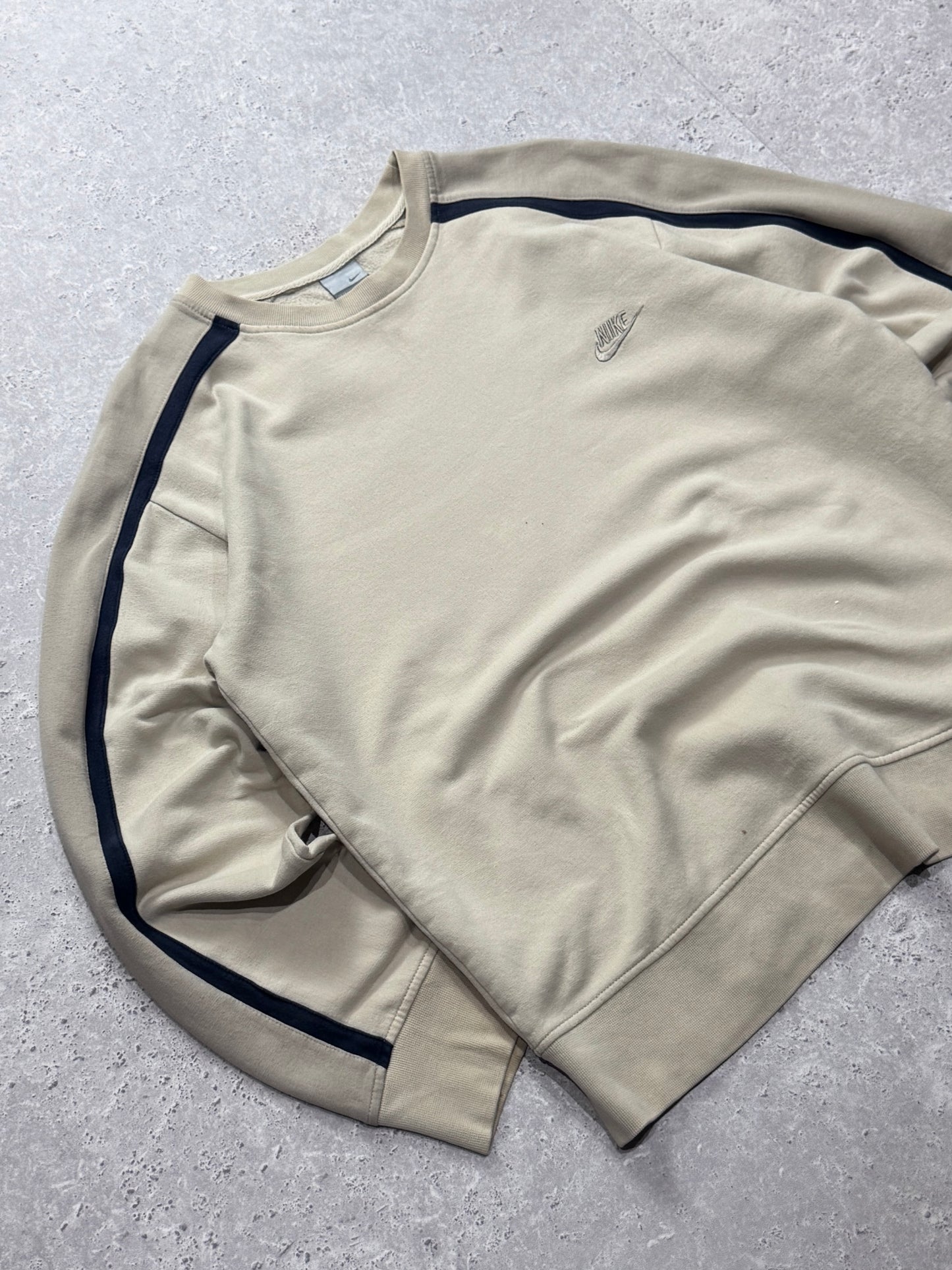 Vintage 2000s Nike Embroidered Sweater (L)