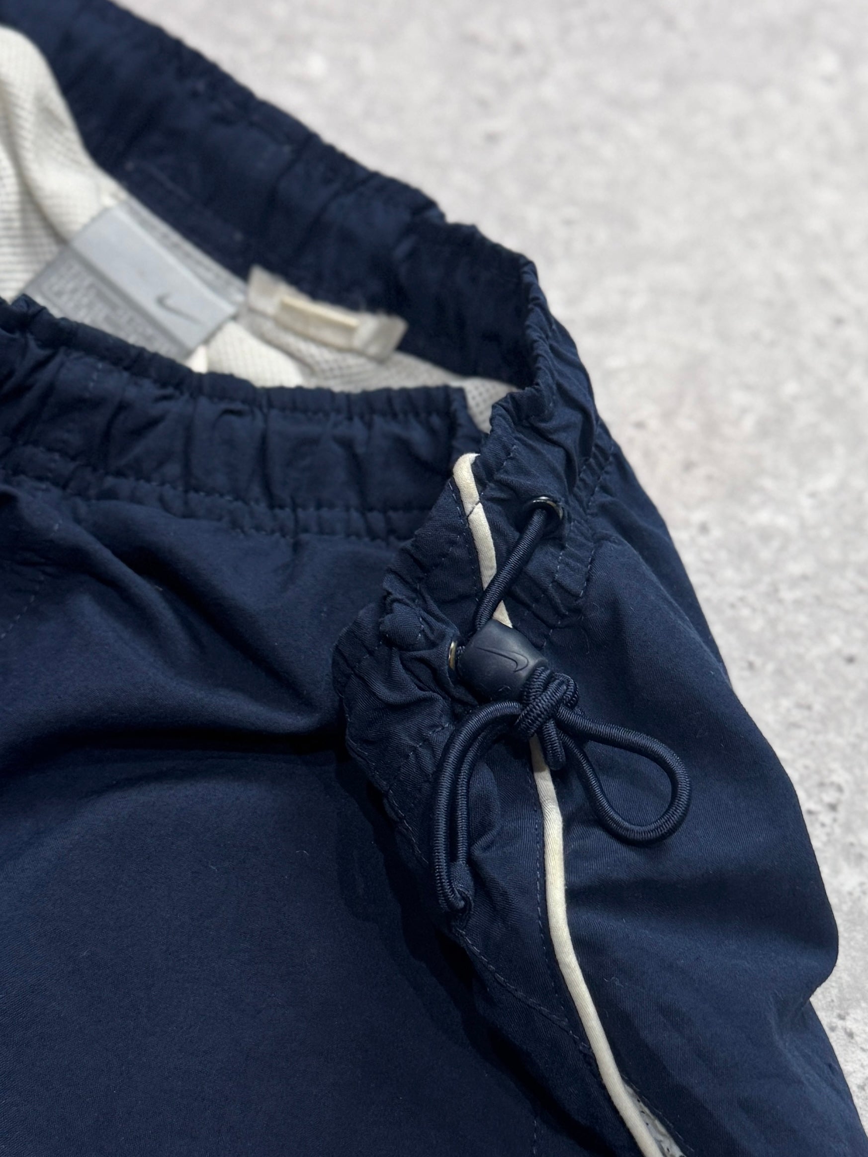 Vintage 2000s Nike Adjustable Track Shorts (L)