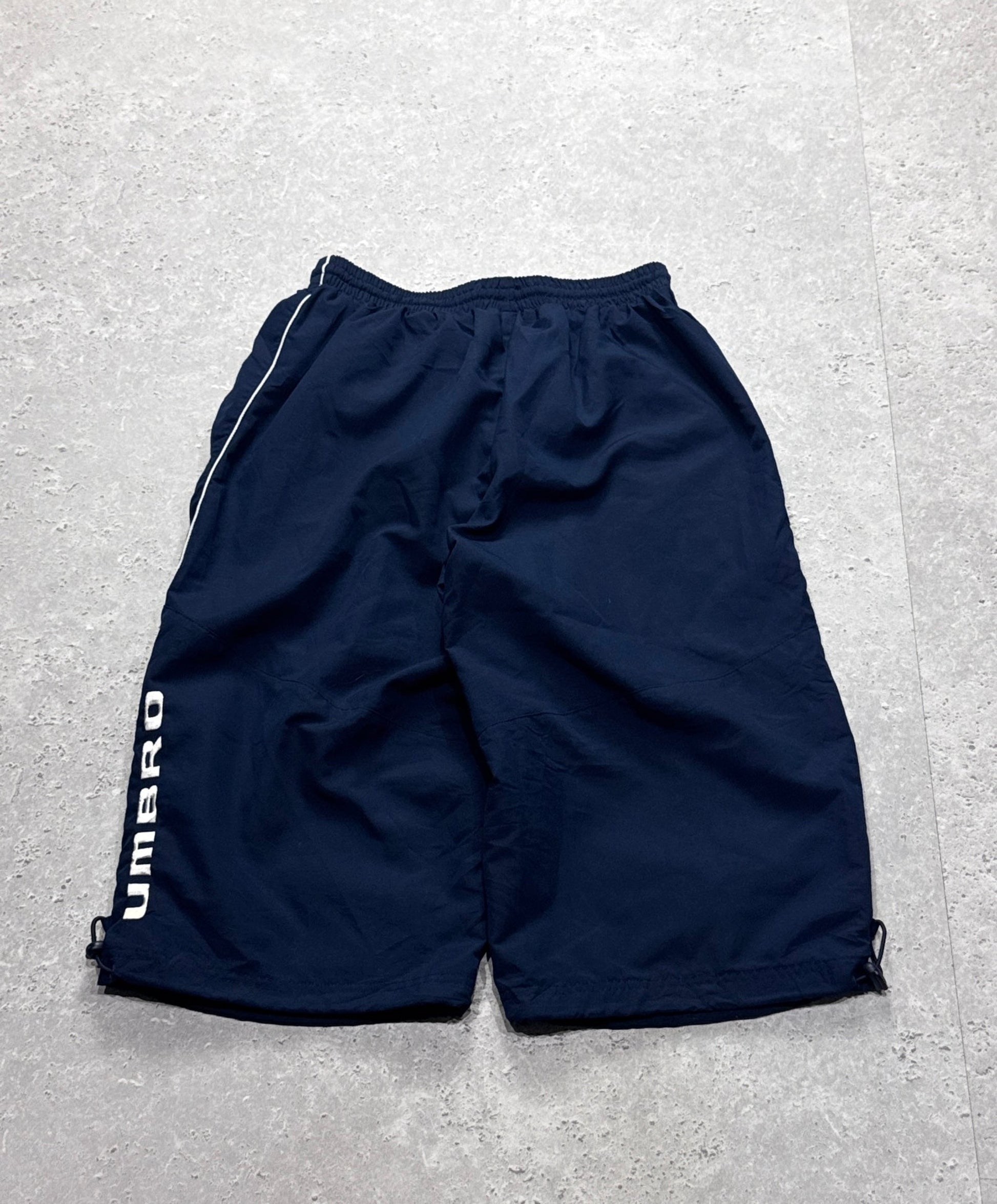 Vintage 2000s Umbro Adjustable 3/4 Track Shorts (S)