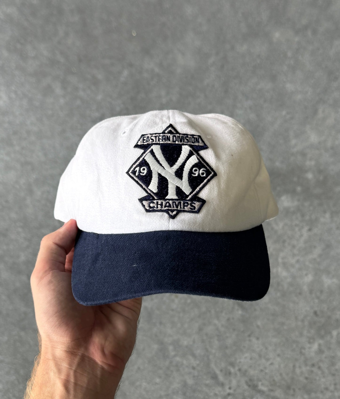 Vintage 96' New York Yankees Cap (OSFA)