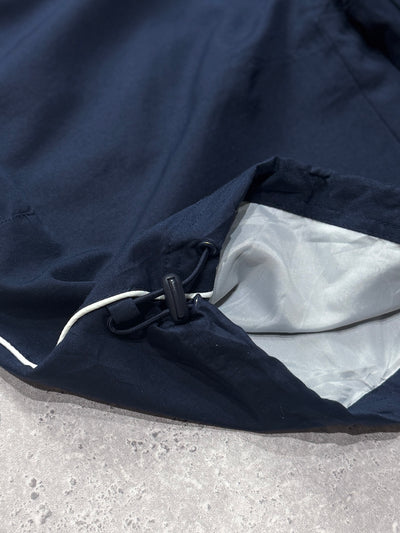 Vintage 2000s Umbro Adjustable 3/4 Track Shorts (M)