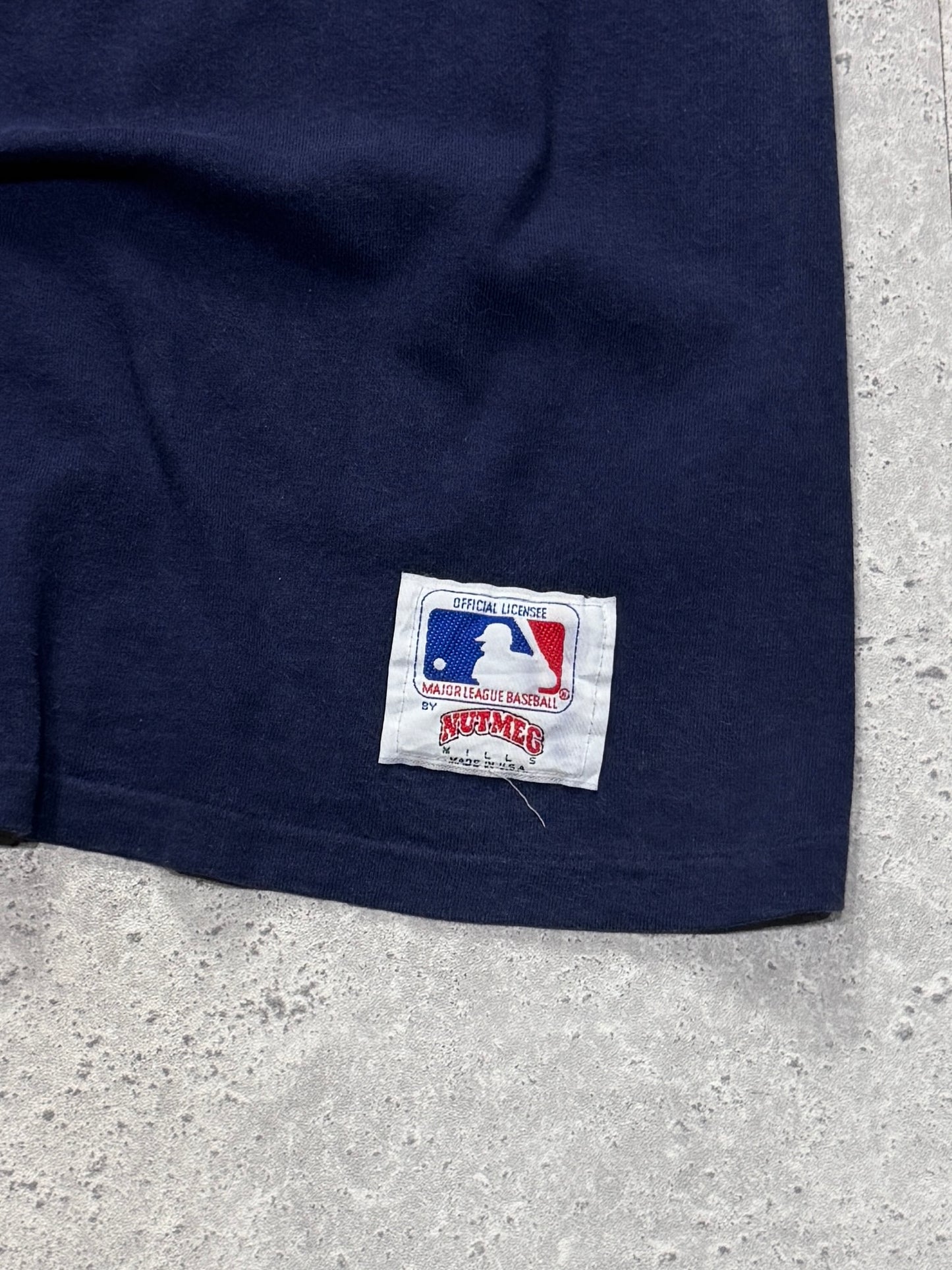 Vintage 90s New York Yankees MLB Tee (XL)