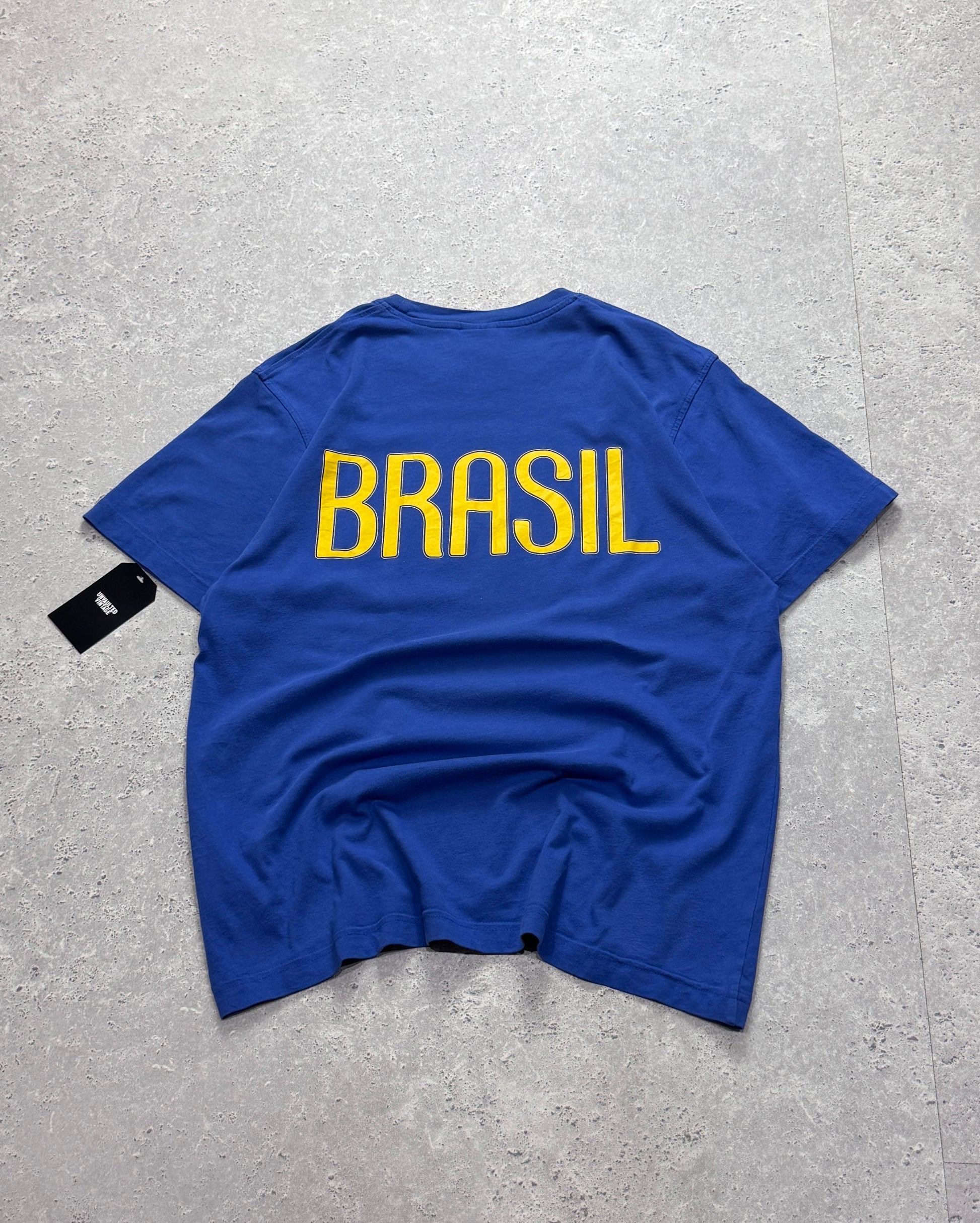 Vintage 2000s Nike X Brasil Football Tee (M)