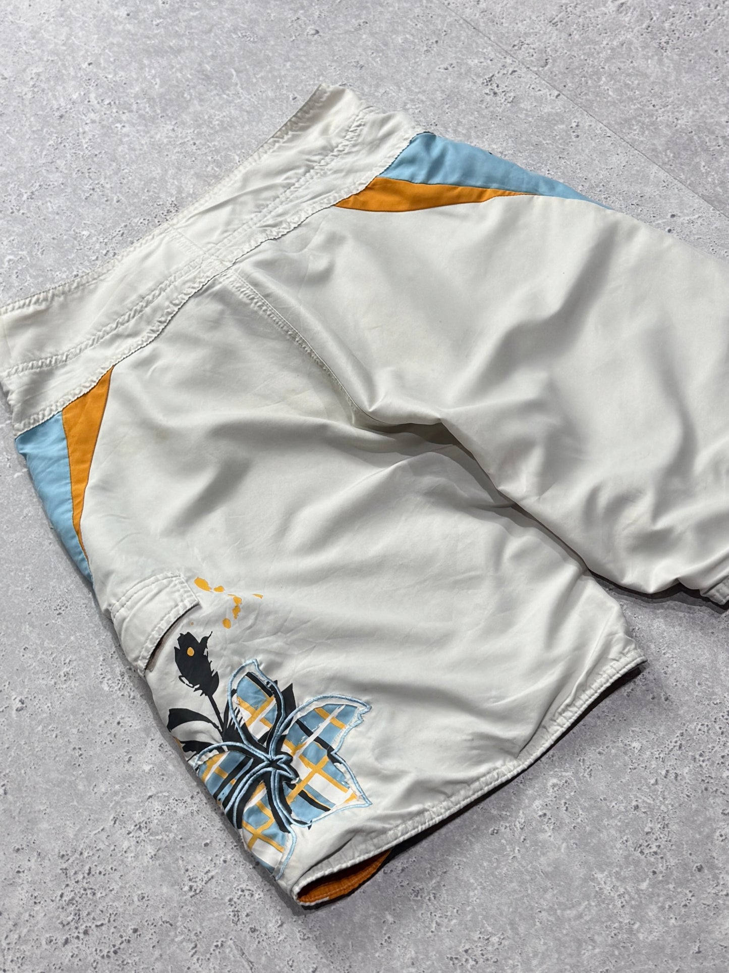 Vintage 2000s Ocean Core Boardshorts (32")