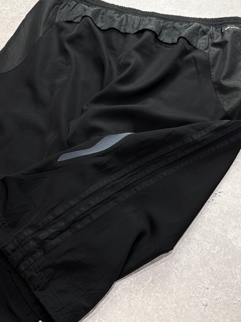 Vintage 2000s Adidas Adjustable 3/4 Track Shorts (XL)