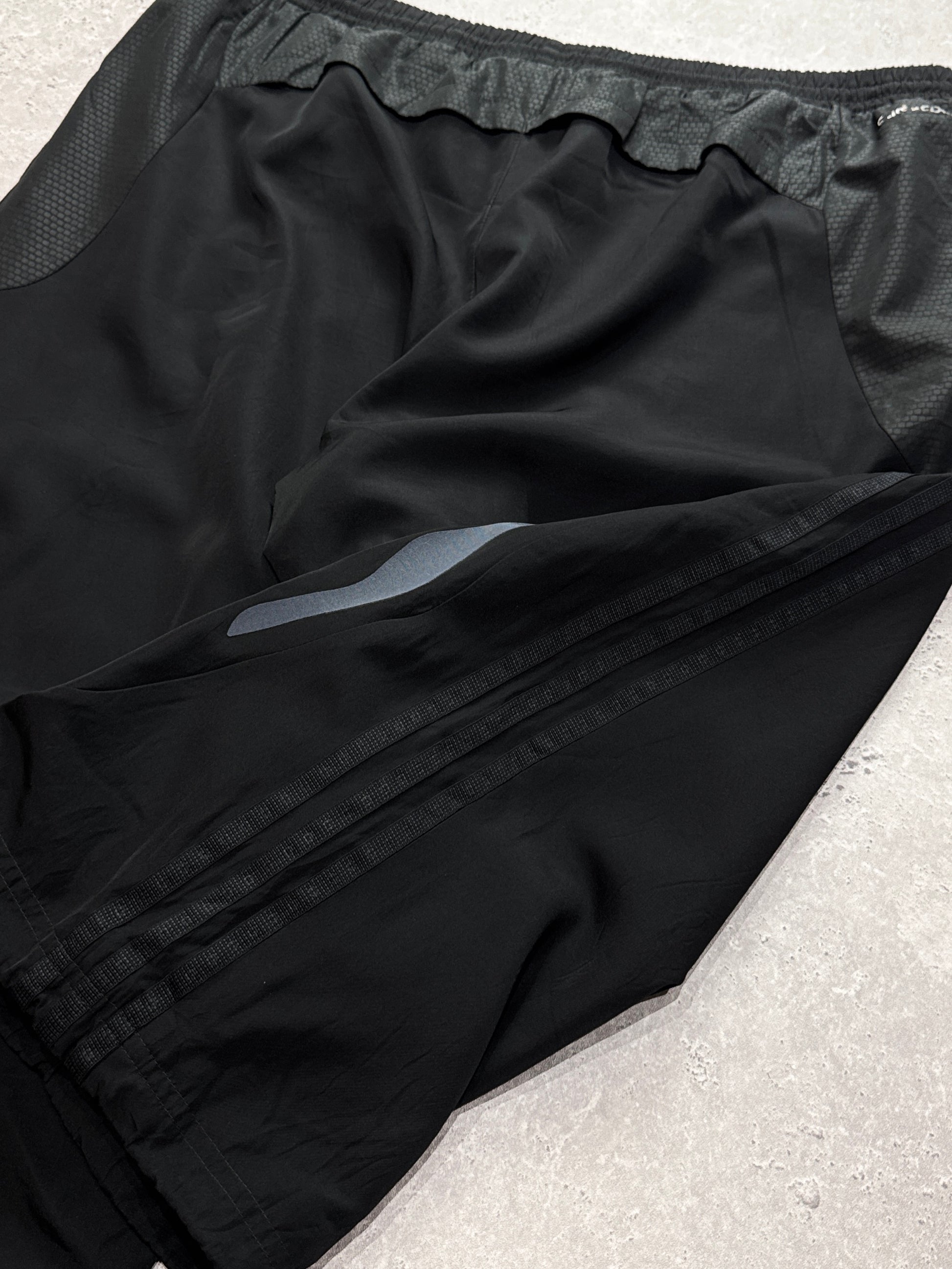 Vintage 2000s Adidas Adjustable 3/4 Track Shorts (XL)