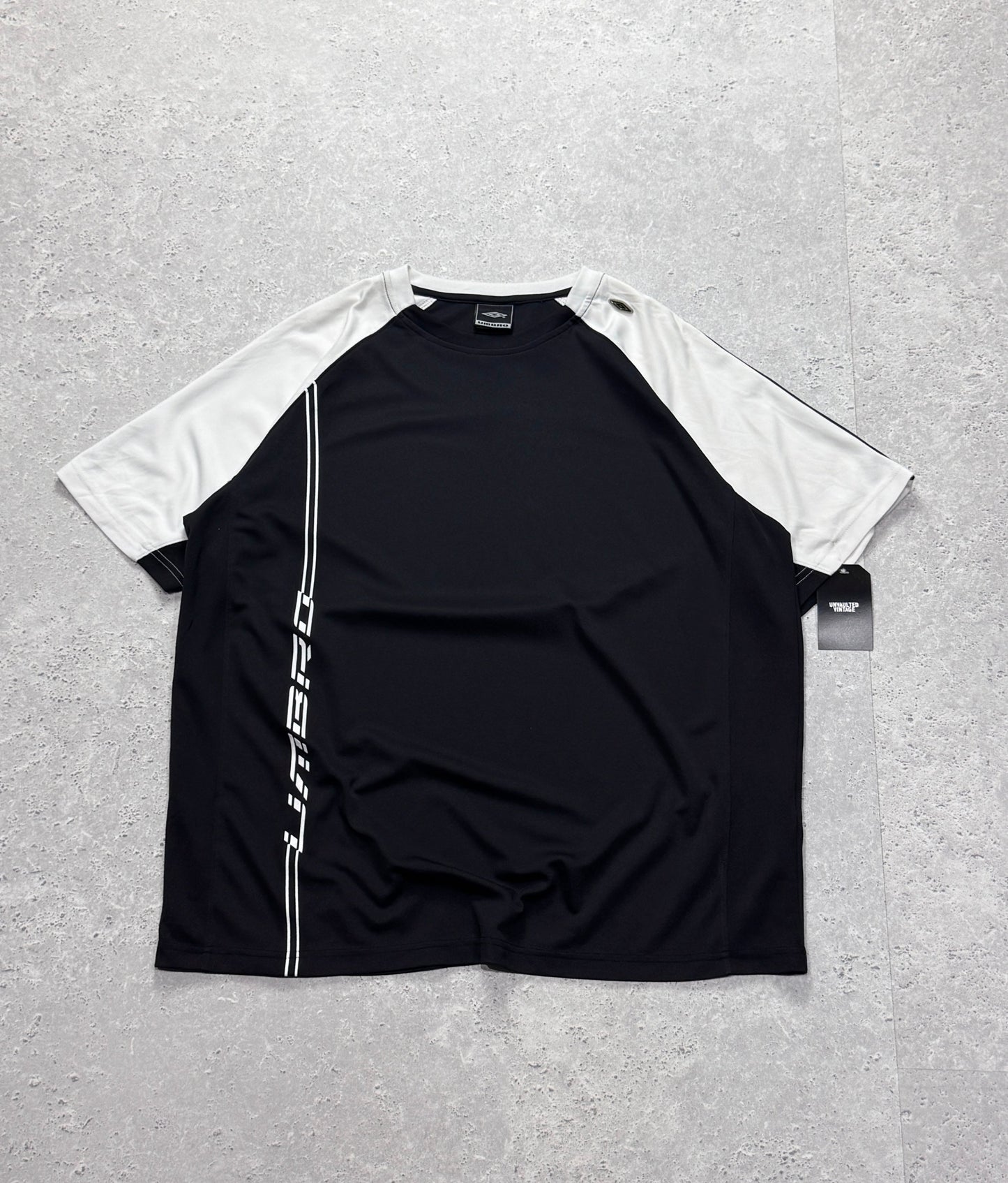 Vintage 2000s Umbro Training Tee (XL)