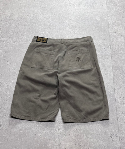 Vintage 2000s Pleated Shorts (32”)