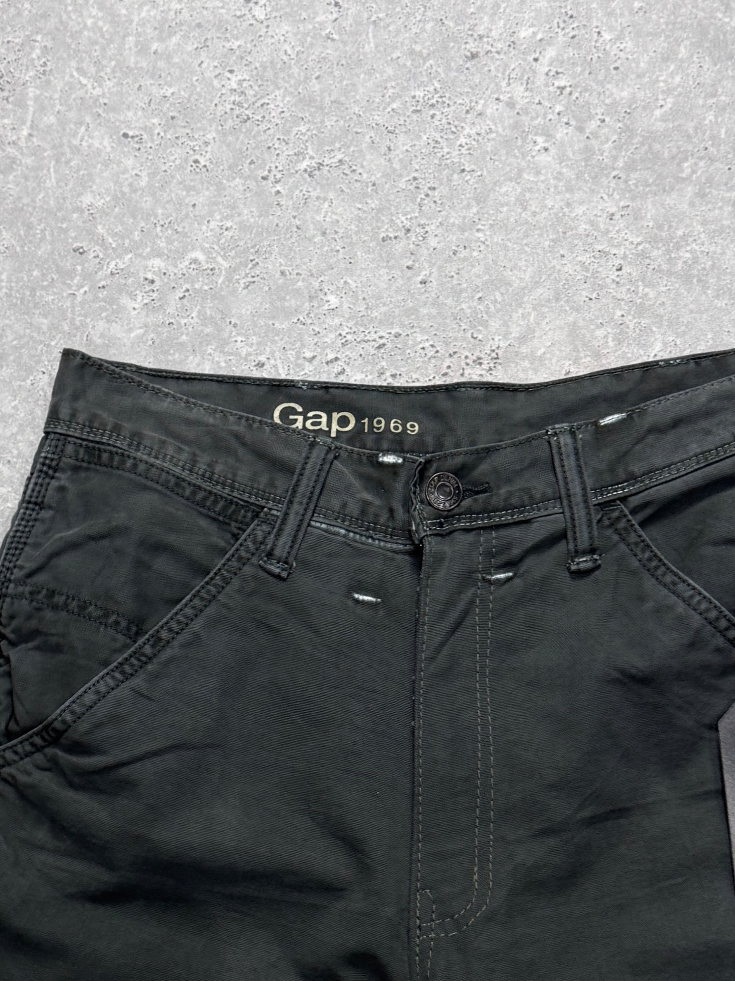 Vintage 2000s GAP Carpenter Shorts (28")