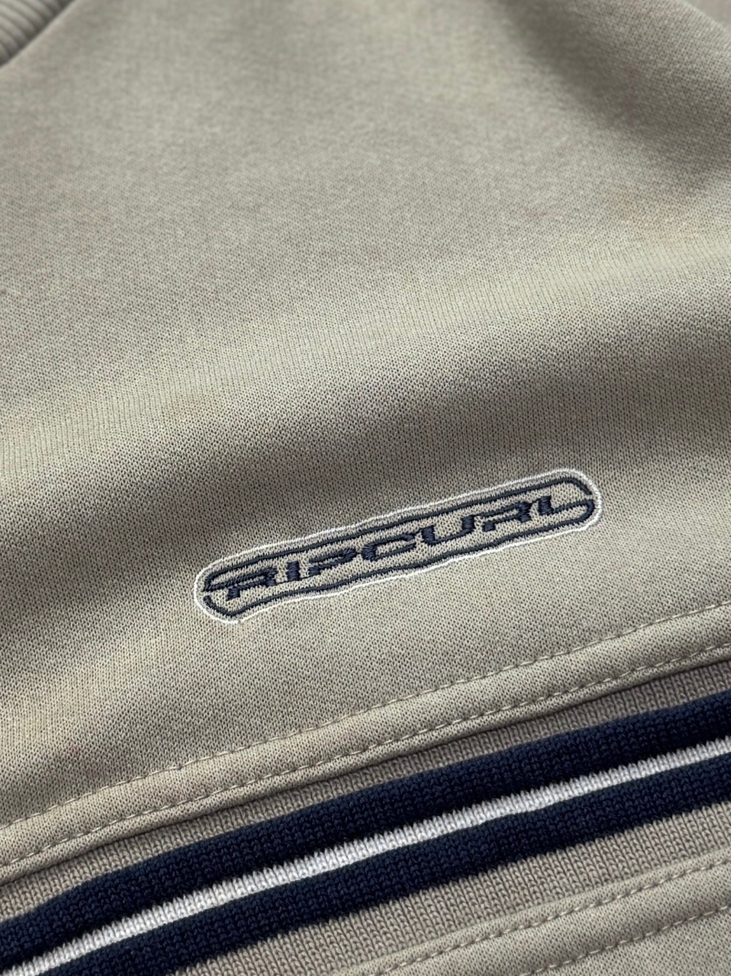 Vintage 90s Ripcurl Surfwear Sweater (XL)