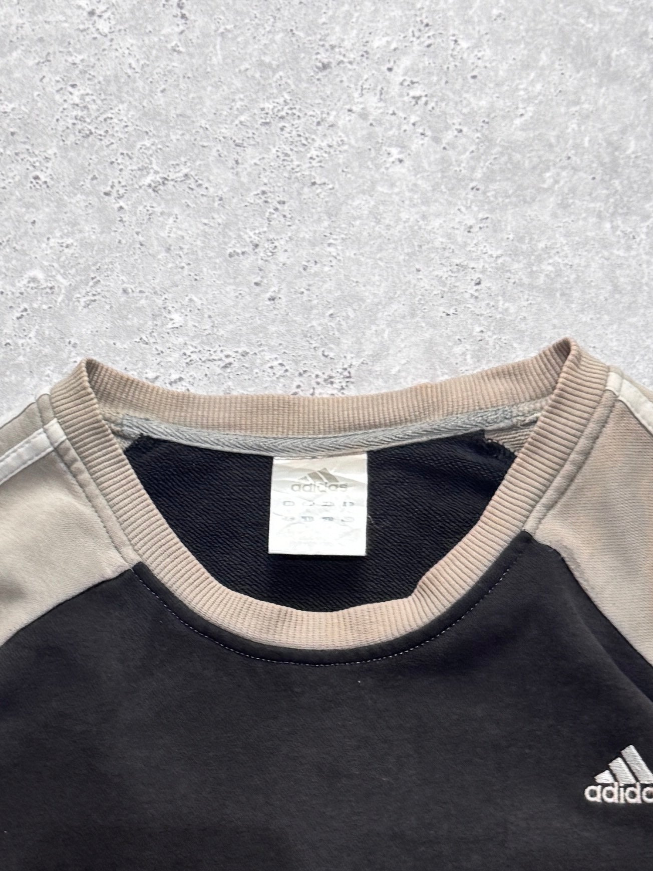 Vintage 2000s Adidas Embroidered Sweater (XL)