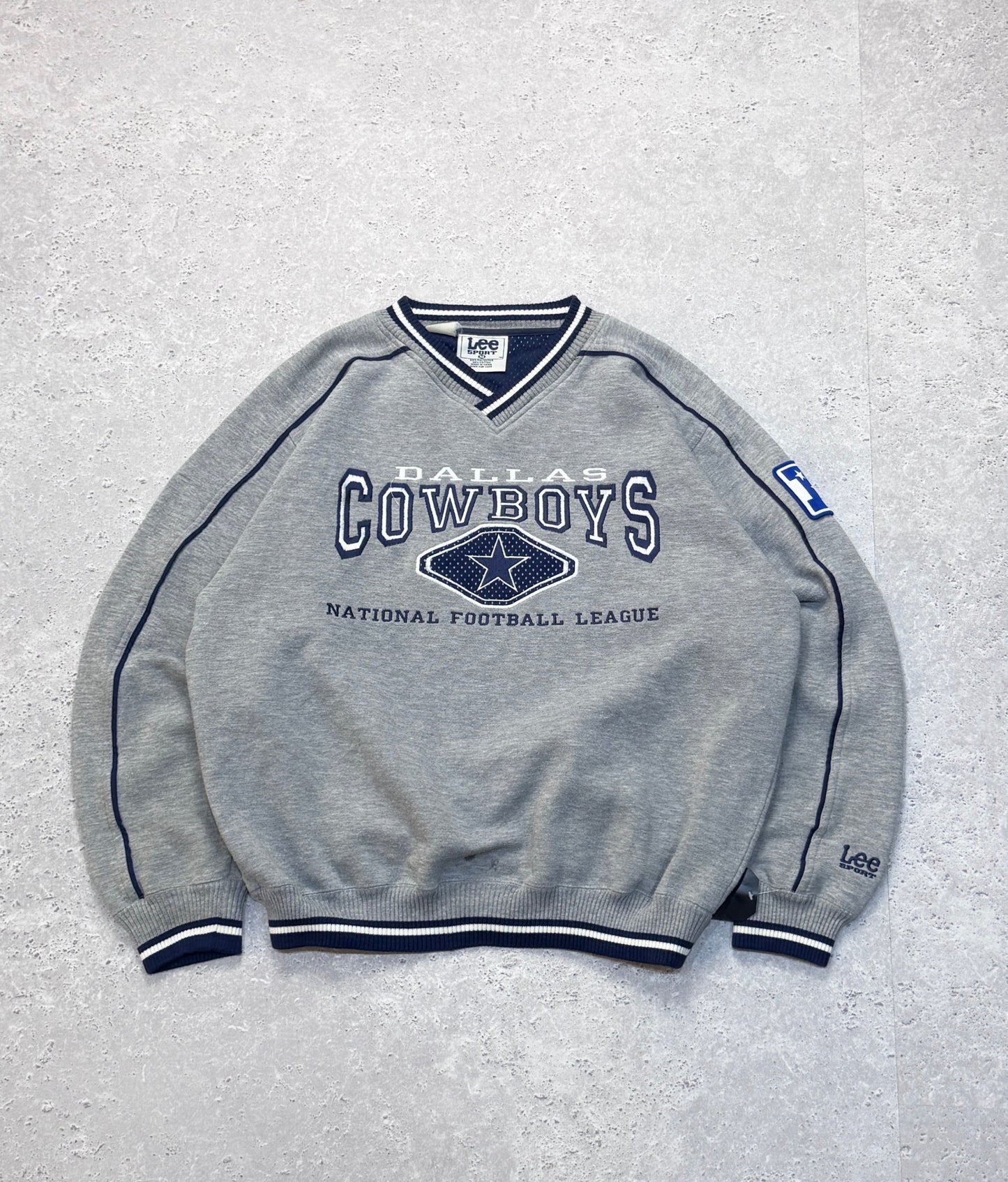 Vintage Dallas Cowboys Embroidered NFL Sweater (L)