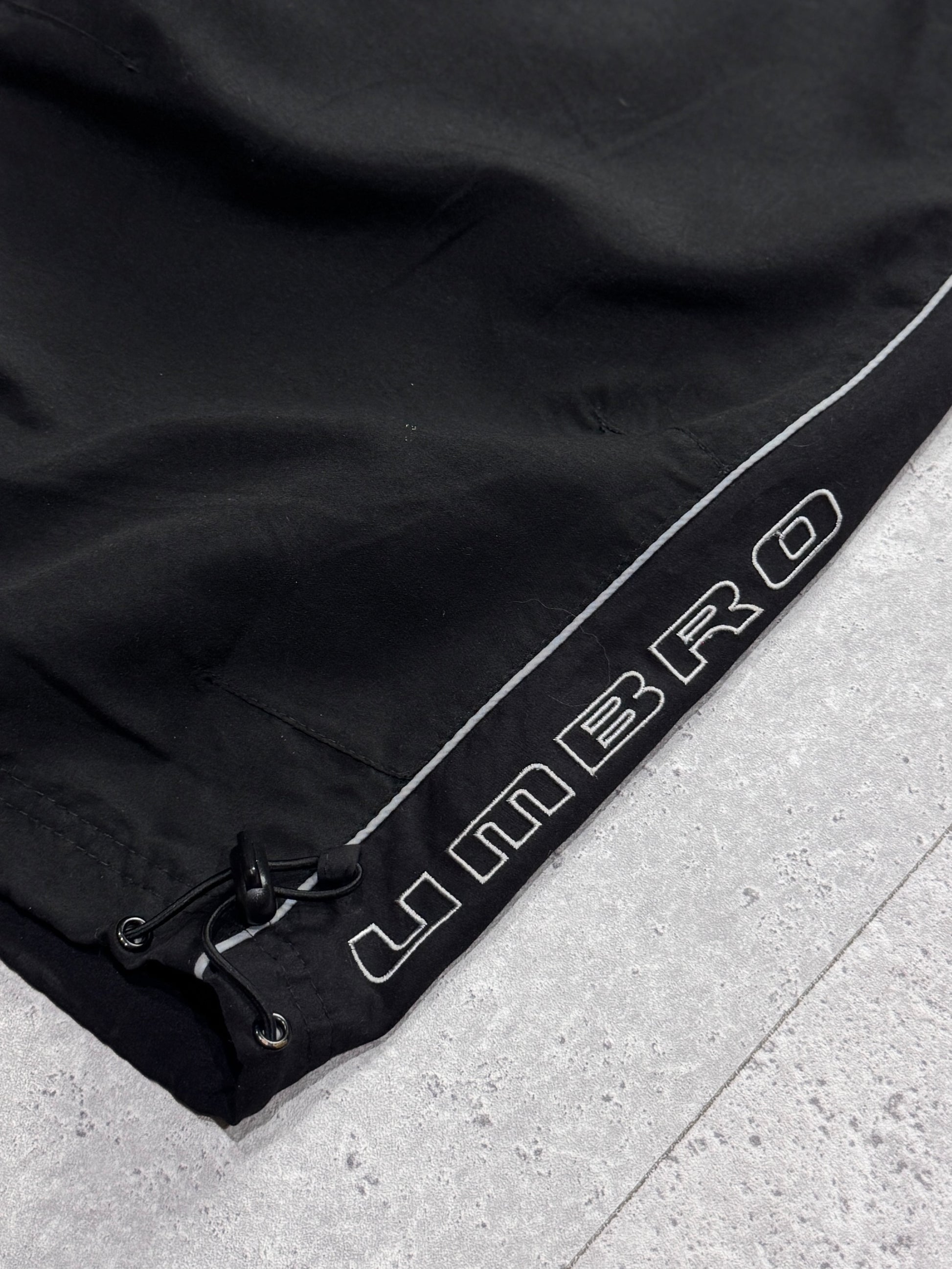 Vintage 2000s Umbro Adjustable 3/4 Track Shorts (M)