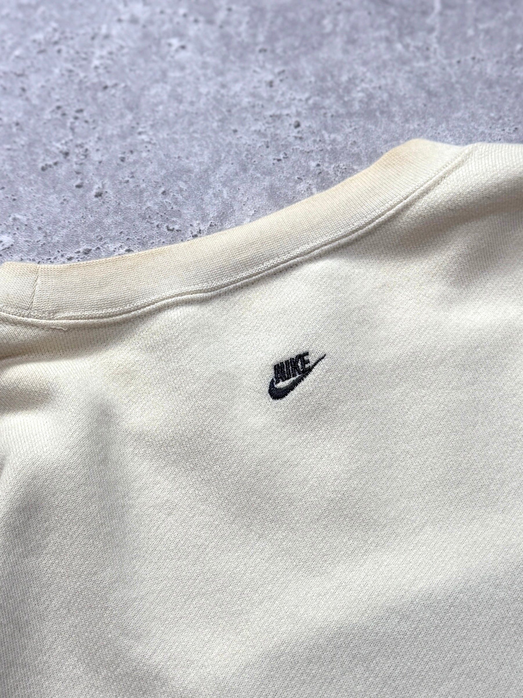 Vintage 2000s Nike Puff Print Spellout Sweater (L)
