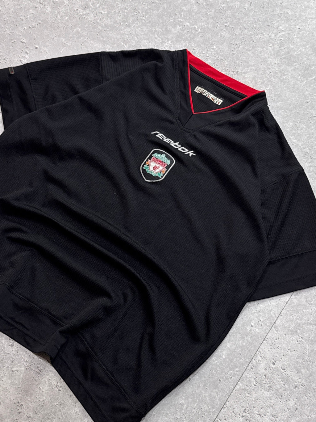 Vintage 2000s Reebok X Liverpool FC Training Jersey (L)