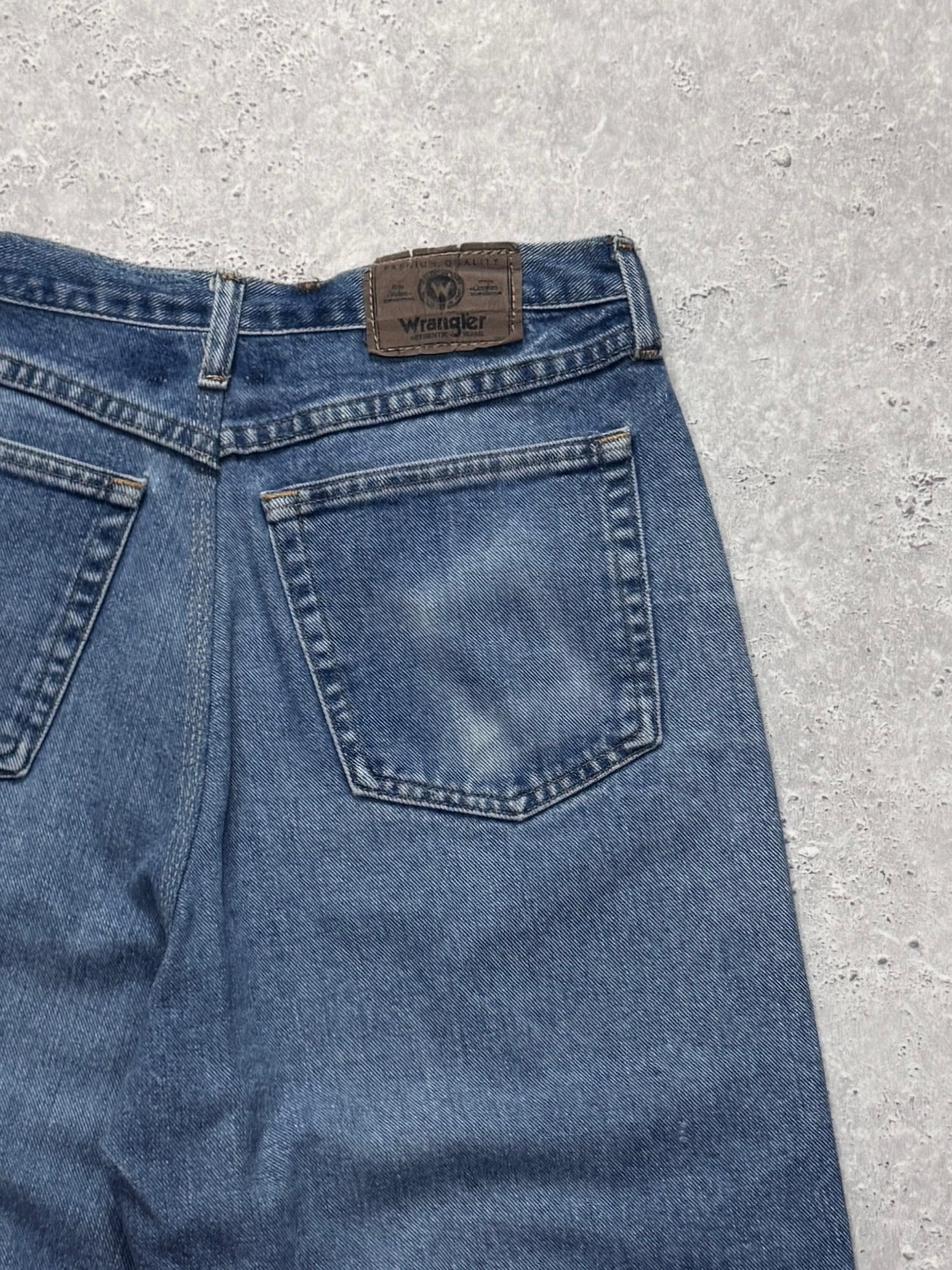 Vintage 2000s Wrangler Denim Jorts (30")