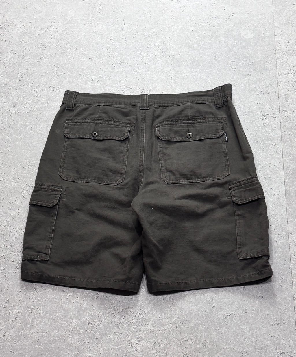 Vintage 2000s Cargo Shorts (34”)