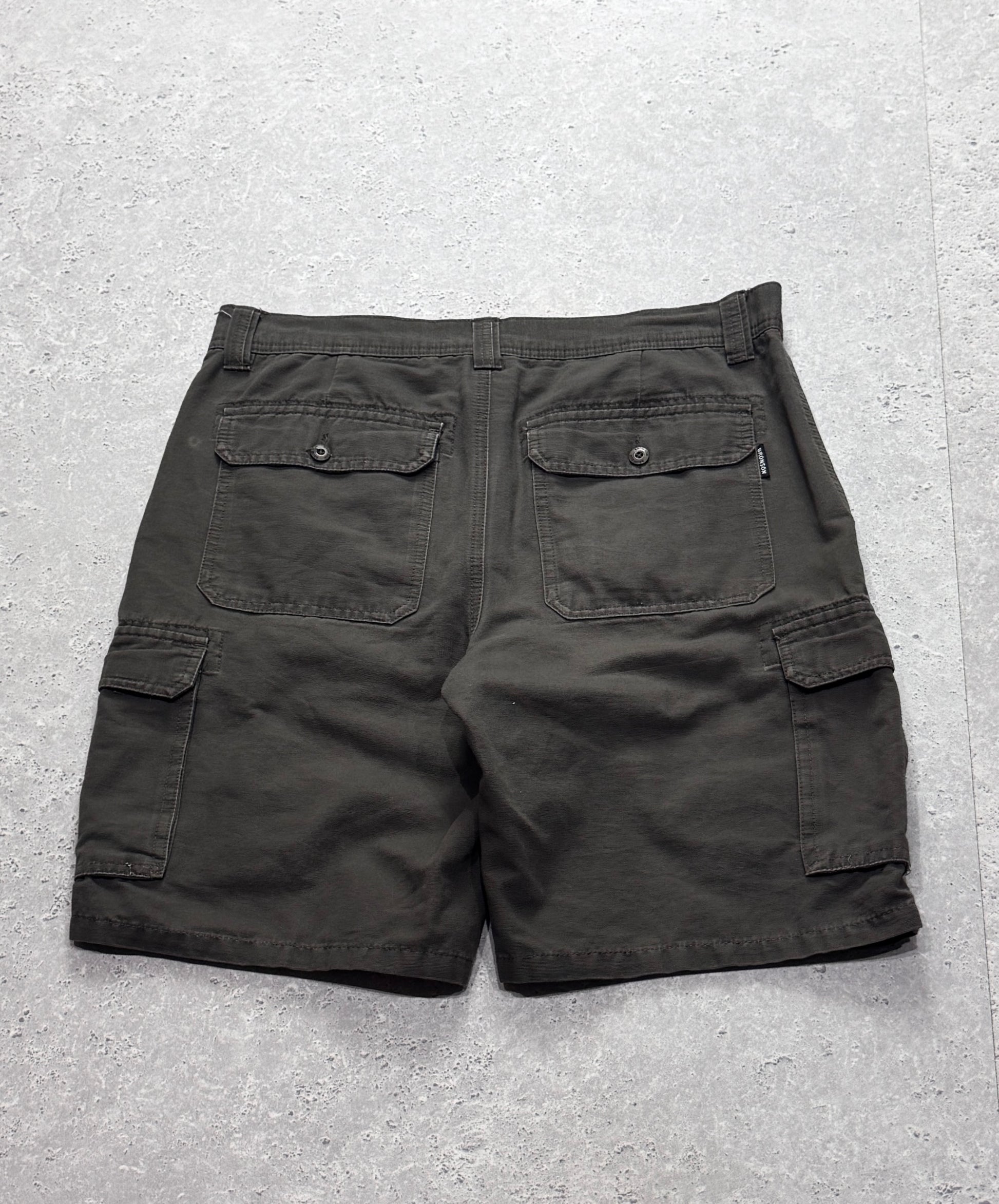 Vintage 2000s Cargo Shorts (34”)