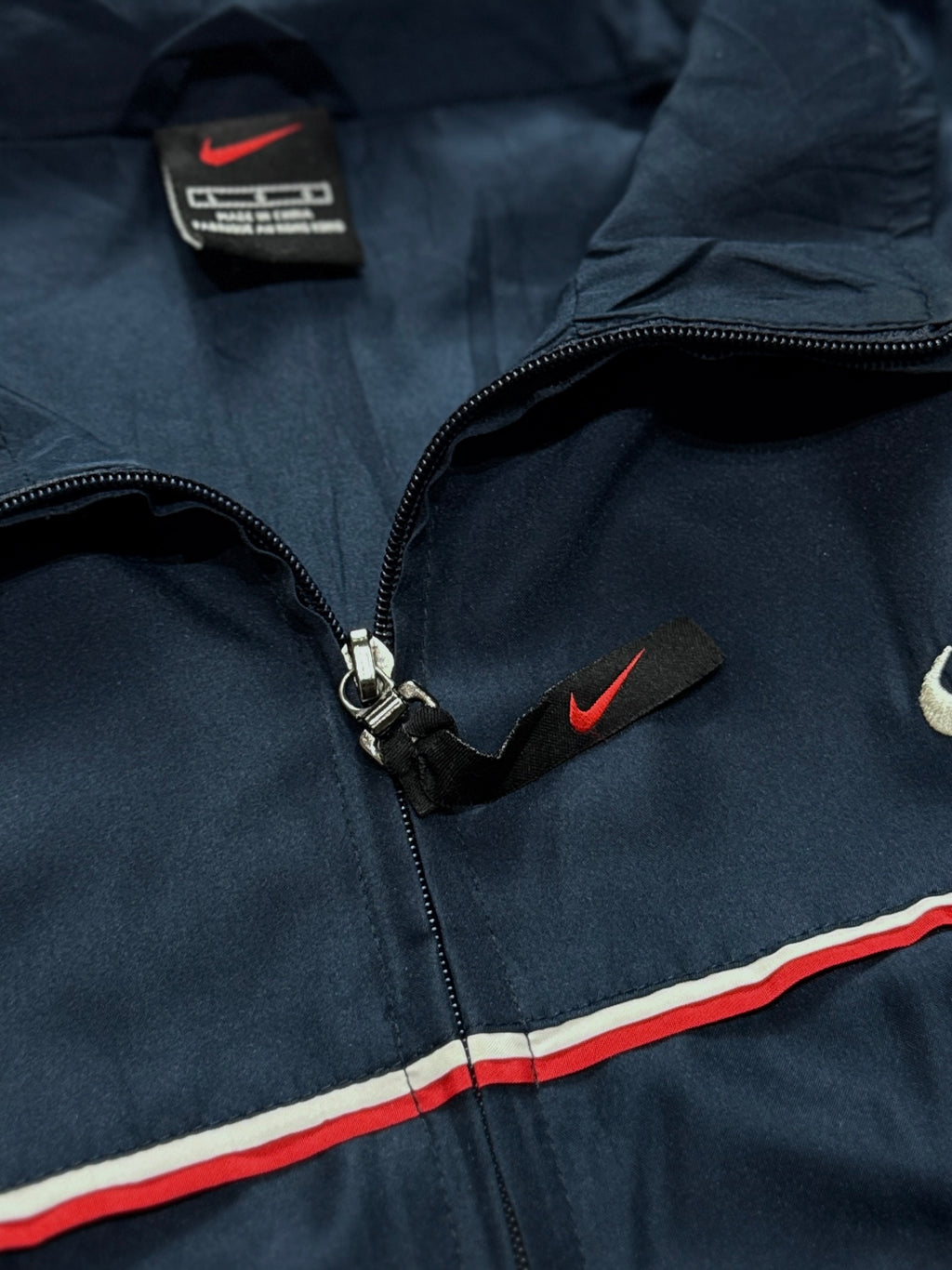 Vintage 2000s Nike Windbreaker Jacket (L)