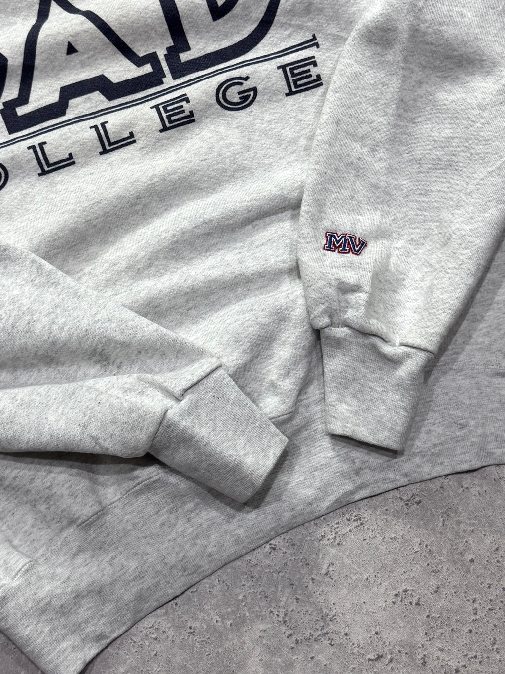 Vintage 90s Bentley College Sweater (XL)