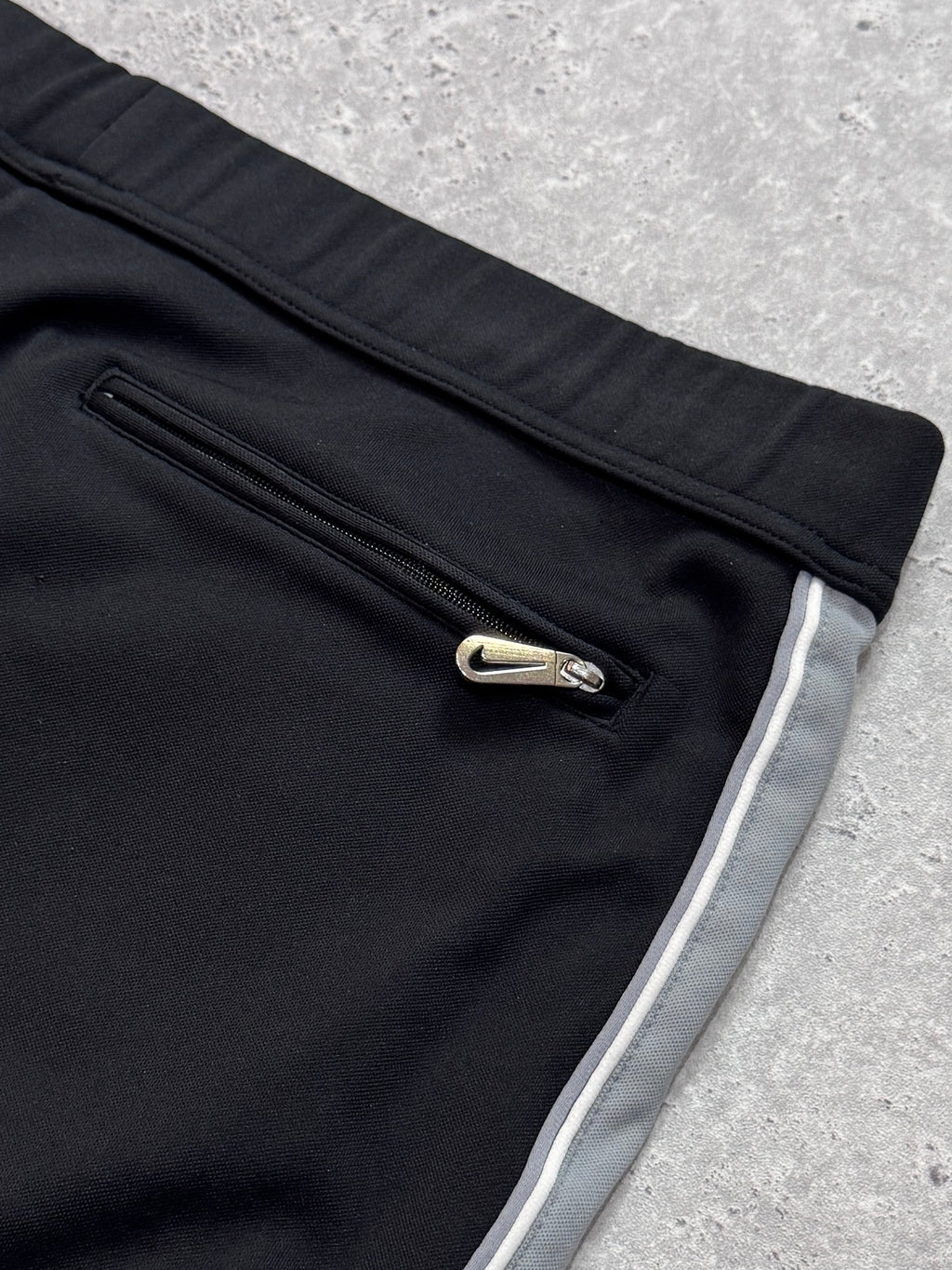 Vintage 2000s Nike Track Pants (36”)